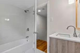 484 Pine Rock Ave, Hamden, CT 06514 - Photo 13