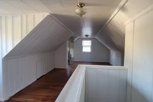 87 Ellington St, Hartford, CT 06106 - Photo 9