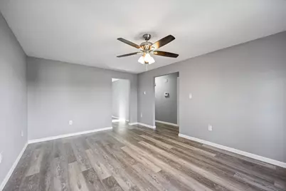 4 Esperon Street, Waterbury, CT 06705 - Photo 5