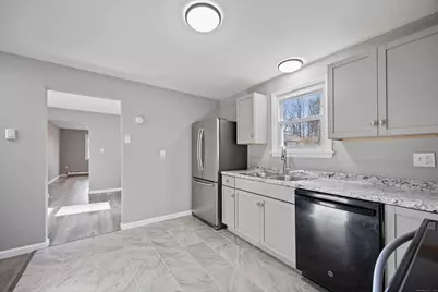 4 Esperon Street, Waterbury, CT 06705 - Photo 7