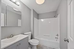 4 Esperon St, Waterbury, CT 06705 - Photo 13