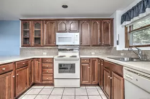 24 Windview Dr, Naugatuck, CT 06770 - Photo 31