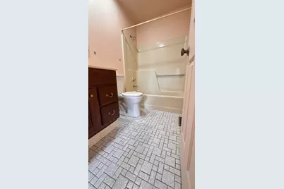 25 Janet Circle #F, Bridgeport, CT 06606 - Photo 21