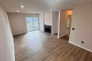 25 Janet Cir, Bridgeport, CT 06606 - Photo 3