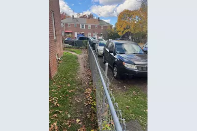 190 Bonner Street, Hartford, CT 06106 - Photo 25