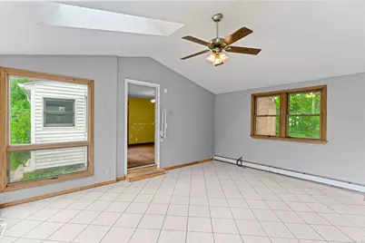 46 Newberry Road, East Windsor, CT 06088 - Photo 3