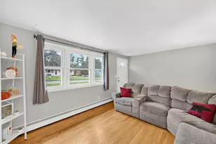 5 Thomas Dr, Stafford, CT 06076 - Photo 5