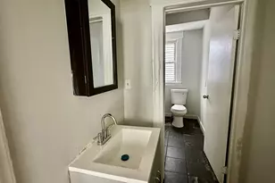 585 Winchester Ave, New Haven, CT 06511 - Photo 7