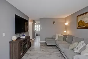 239 Glen St, New Britain, CT 06051 - Photo 9