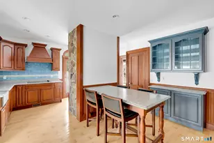 110 Freeman Rd, Middletown, CT 06457 - Photo 9