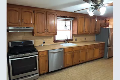 28 McLaughlin Terrace, Derby, CT 06418 - Photo 31