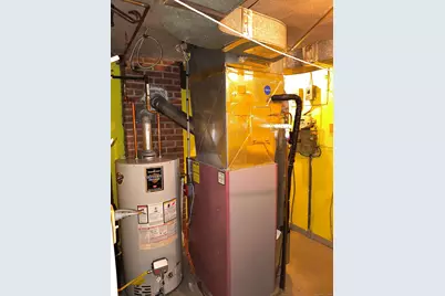 28 McLaughlin Terrace, Derby, CT 06418 - Photo 23