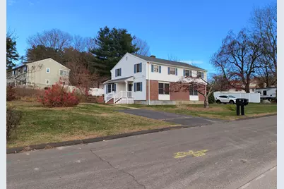 28 McLaughlin Terrace, Derby, CT 06418 - Photo 5