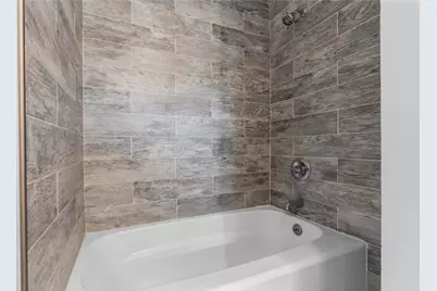 746 Maple Street, Bridgeport, CT 06608 - Photo 25