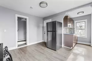 746 Maple St, Bridgeport, CT 06608 - Photo 13