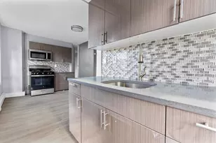 746 Maple St, Bridgeport, CT 06608 - Photo 11