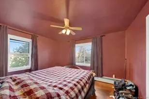 375 Silver St, Bridgeport, CT 06610 - Photo 15