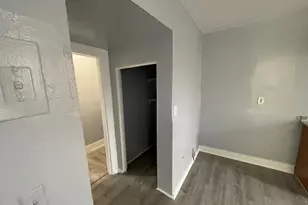 34 Park St, Bridgeport, CT 06608 - Photo 5