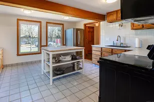 975 Wolf Hill Rd, Cheshire, CT 06410 - Photo 9