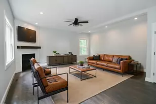 155 Old Common Rd, Wethersfield, CT 06109 - Photo 7