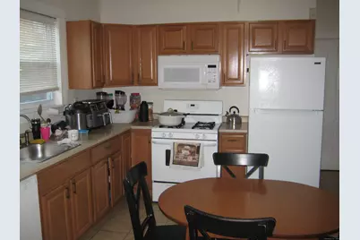 90 Tom Thumb Street, Bridgeport, CT 06606 - Photo 7