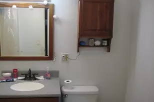 90 Tom Thumb St, Bridgeport, CT 06606 - Photo 9