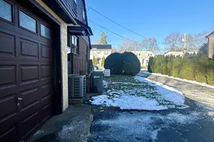 52 Gerard St, Manchester, CT 06040 - Photo 35