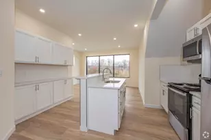 141 Bridge St, Middletown, CT 06457 - Photo 1