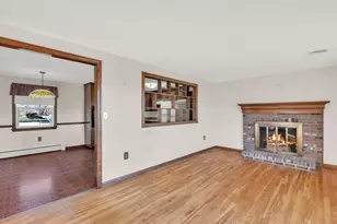 7 E Rd, East Windsor, CT 06016 - Photo 5