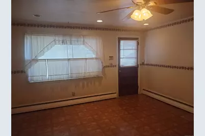 58 Auburn Street, Stratford, CT 06614 - Photo 7