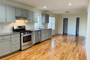 31 Brainerd Rd, Branford, CT 06405 - Photo 1