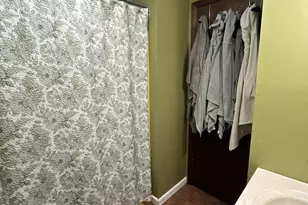 80 School House Rd, Wallingford, CT 06492 - Photo 13