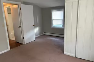 39 Westphal St, West Hartford, CT 06110 - Photo 9