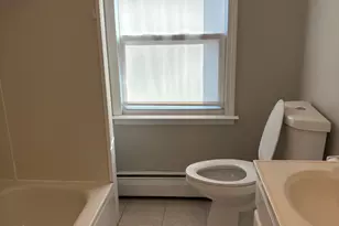 39 Westphal St, West Hartford, CT 06110 - Photo 13