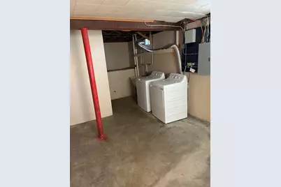 39 Westphal Street, West Hartford, CT 06110 - Photo 15