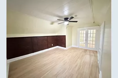 54 New Haven Avenue #3rd floor, Waterbury, CT 06708 - Photo 3