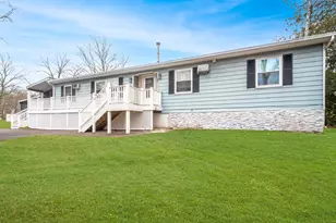 127 Cook Hill Rd, Wallingford, CT 06492 - Photo 3