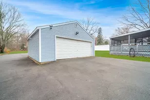 127 Cook Hill Rd, Wallingford, CT 06492 - Photo 9