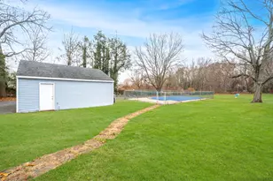 127 Cook Hill Rd, Wallingford, CT 06492 - Photo 5