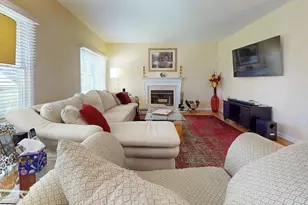 164 Centennial Dr, Milford, CT 06461 - Photo 3