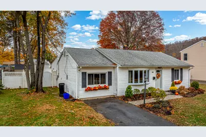 118 Hellstrom Road, East Haven, CT 06512 - Photo 5