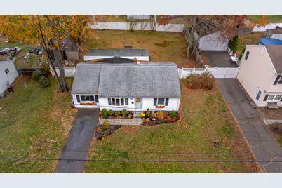 118 Hellstrom Road, East Haven, CT 06512 - Photo 3