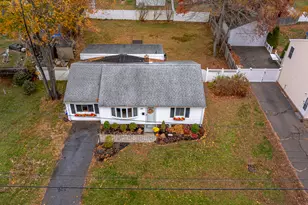 118 Hellstrom Rd, East Haven, CT 06512 - Photo 3