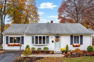 118 Hellstrom Rd, East Haven, CT 06512 - Photo 1