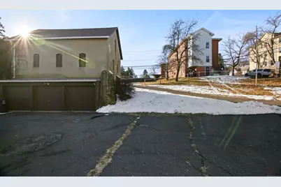 527 Burritt Street, New Britain, CT 06053 - Photo 37