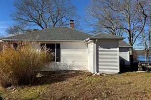 523 Route 163, Montville, CT 06353 - Photo 11