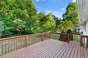 8 Lloyd Rd, Norwalk, CT 06850 - Photo 19