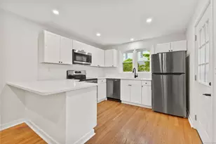 8 Lloyd Rd, Norwalk, CT 06850 - Photo 5