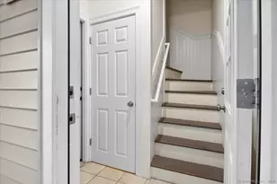 70 Fairview St, New Britain, CT 06051 - Photo 9