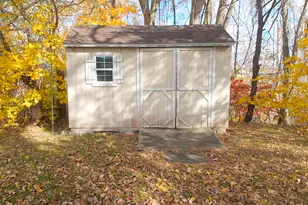 9 N Rd, East Windsor, CT 06088 - Photo 23